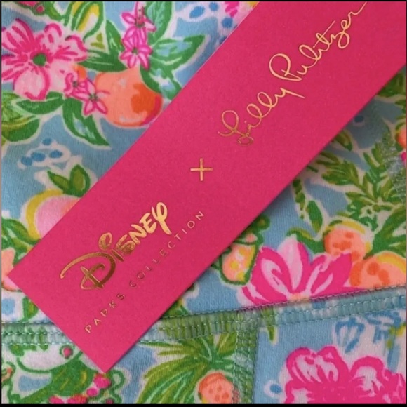 Lilly Pulitzer, Disney Parks, special edition leggings. NWT Large - Picture 3 of 3